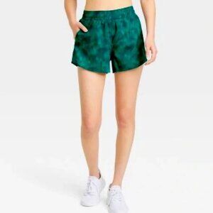 Target All in Motion Mid-Rise Run Shorts 3" in Assorted Green - Size XL